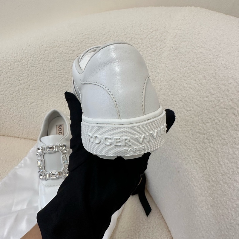 Roger Vivier RV 鑽扣小白鞋，36碼，全新-6