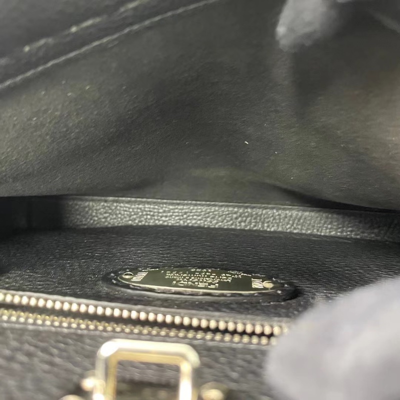 Fendi peekaboo fit公事包黑色28*21*6  98新肩帶塵袋-1