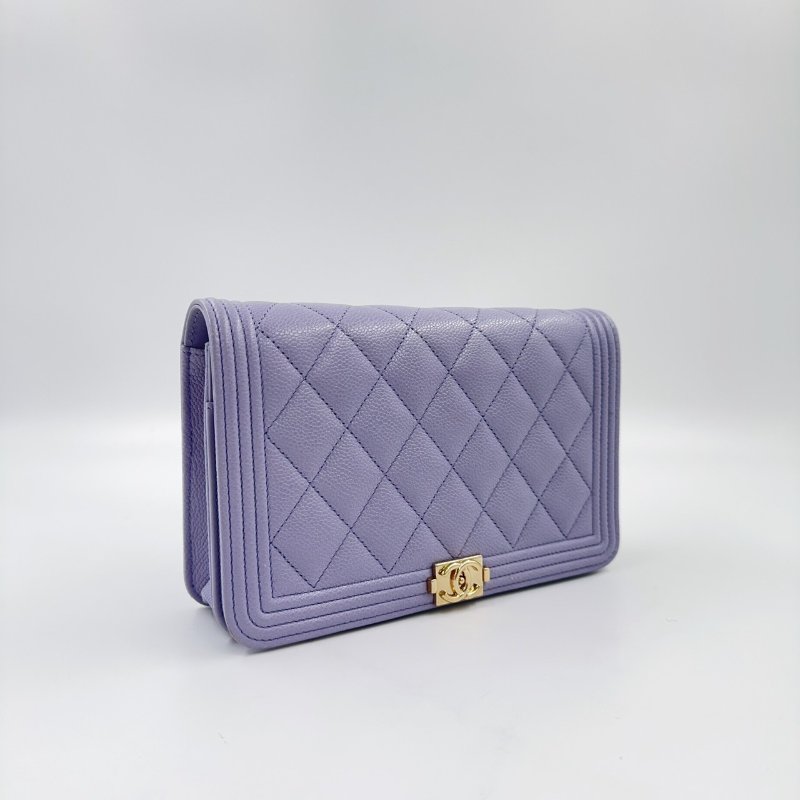 CHANEL薰衣草粉紫色荔枝牛皮淡金釦BOY WOC-2