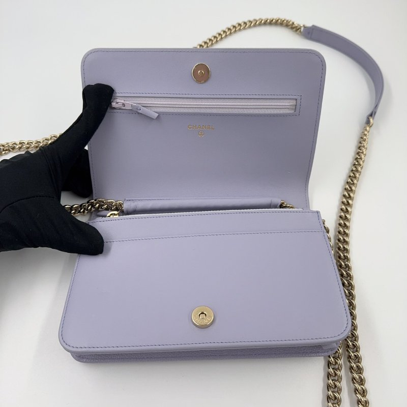 CHANEL薰衣草粉紫色荔枝牛皮淡金釦BOY WOC-7