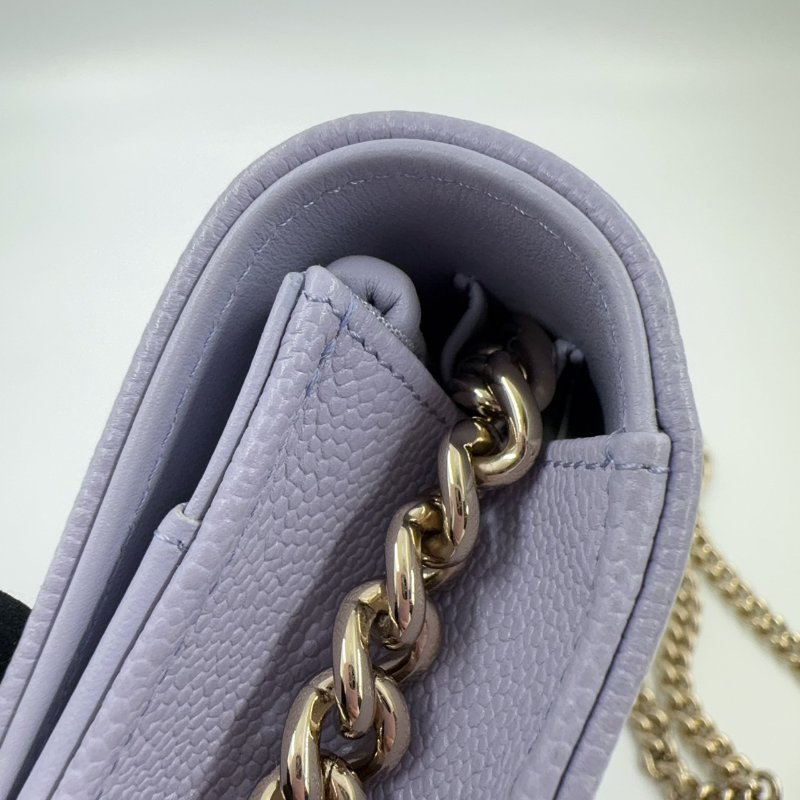 CHANEL薰衣草粉紫色荔枝牛皮淡金釦BOY WOC-13