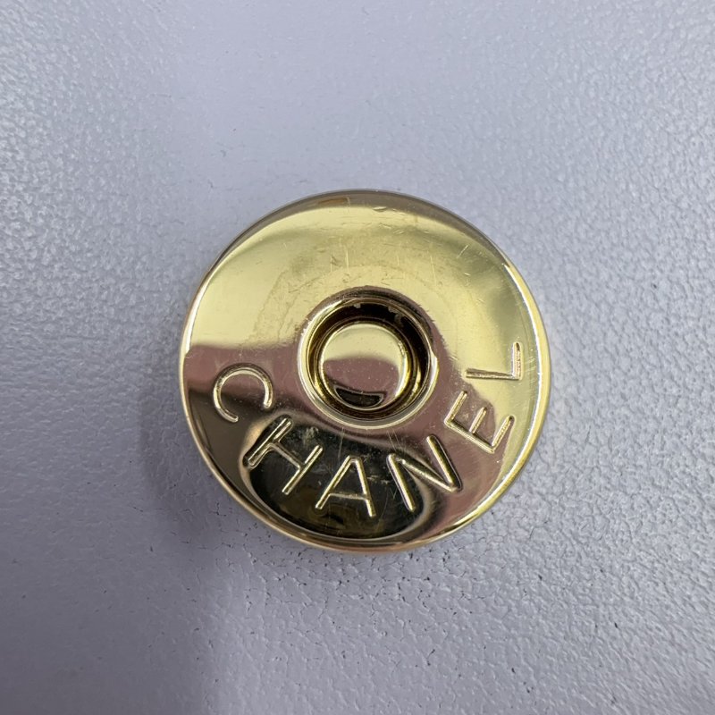 CHANEL薰衣草粉紫色荔枝牛皮淡金釦BOY WOC-23