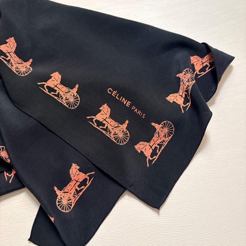 Celine 黑色馬車圖案絲巾思琳 方巾 小領巾-7