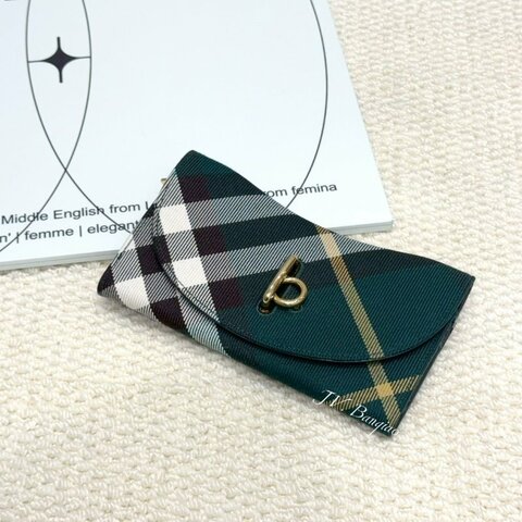 JY0328-Burberry 綠色菱格紋金釦下蓋長夾