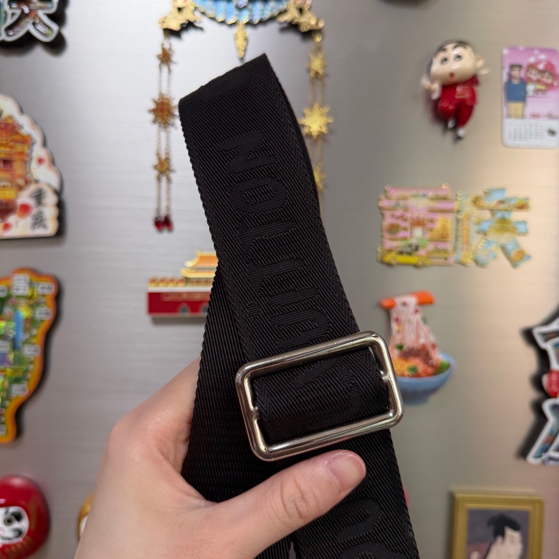 LV 黑灰格Trio斜背包-17