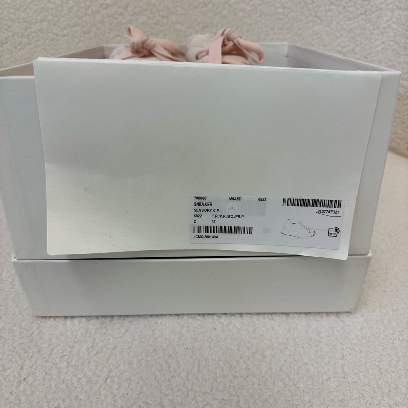 Alexander McQueen 麥昆女款運動鞋，37碼，全新正品。-6