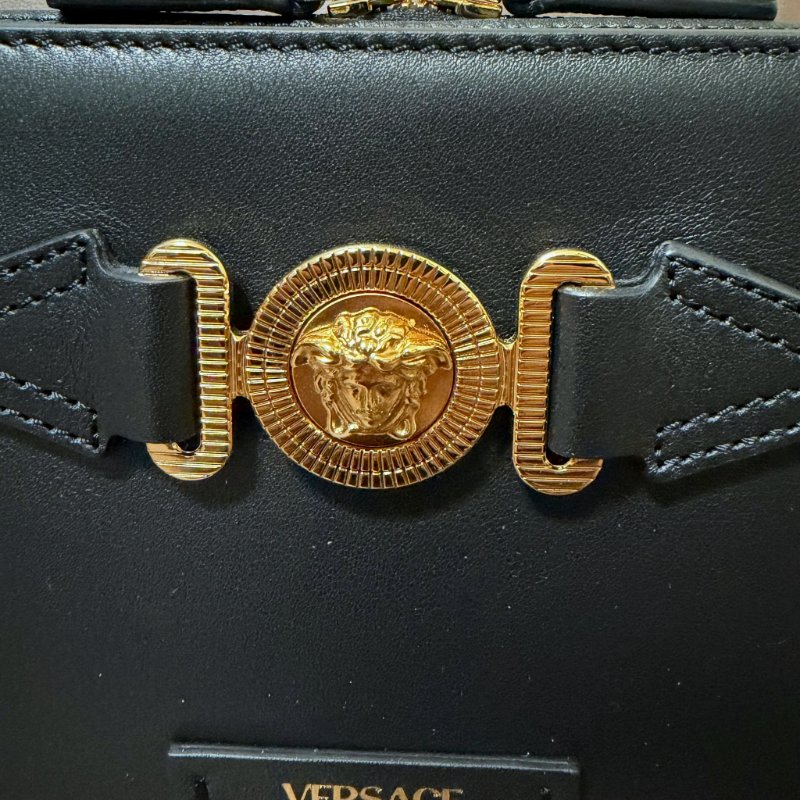 VERSACE La Medusa 黑金相機包-13