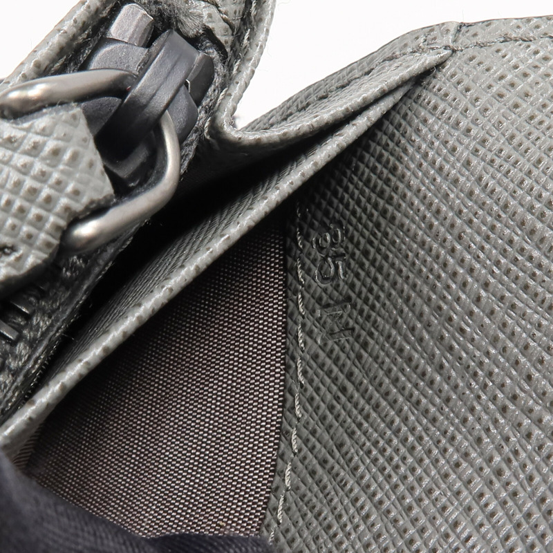 PRADA Saffiano皮革Long Wallet銀扣長錢包-13