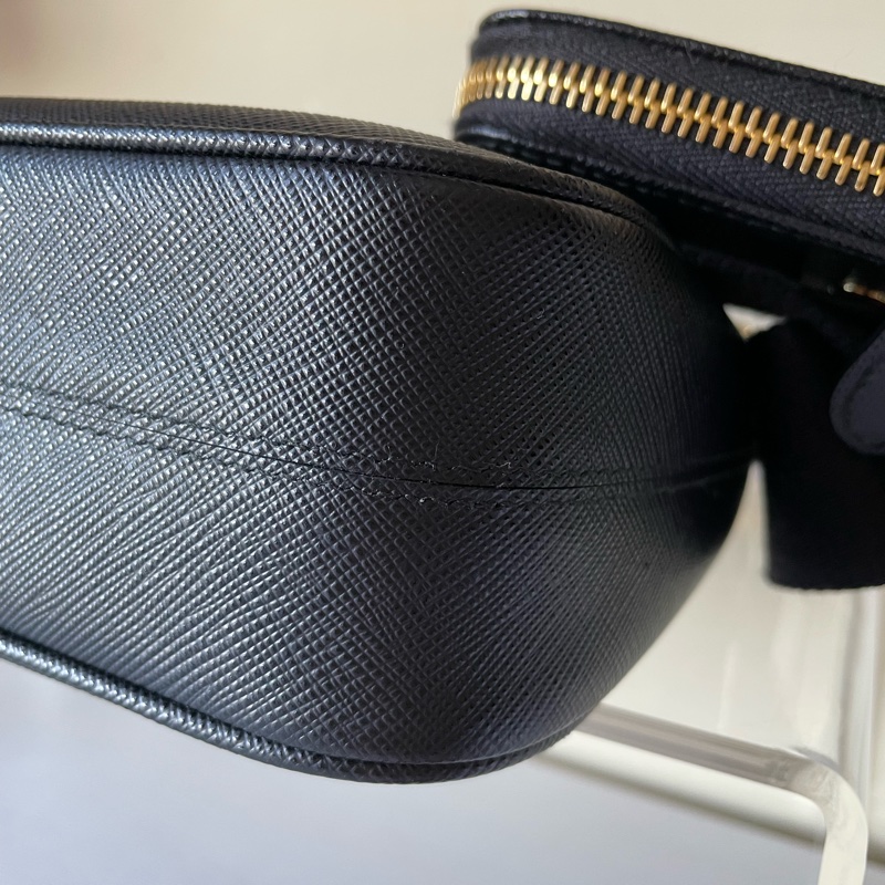 Prada Re-Edition 2005 Saffiano 皮革手袋-3