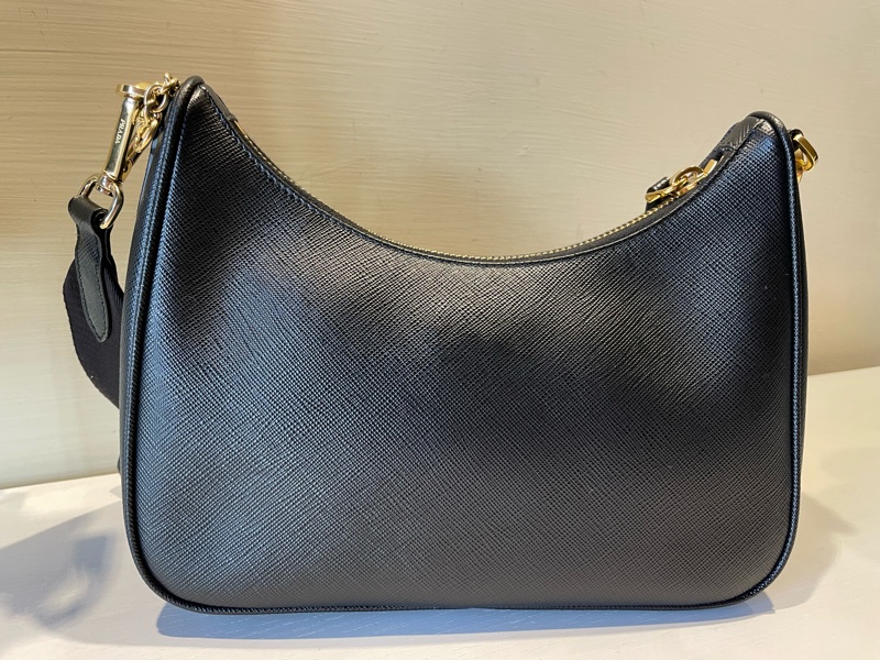 Prada Re-Edition 2005 Saffiano 皮革手袋-11