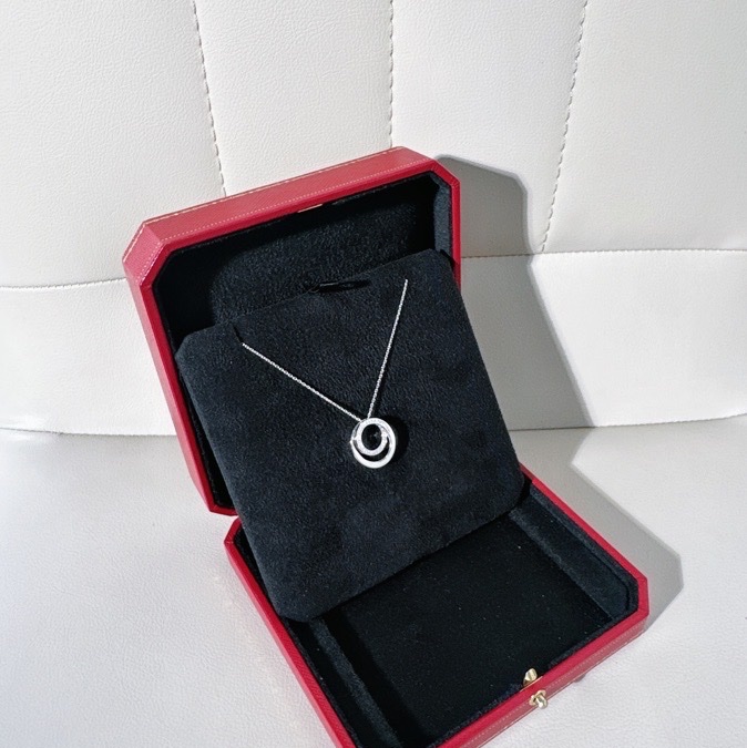 Cartier卡地亞 ETINCELLE DE CARTIER系列 白金帶鑽圓環項鍊，少有的款式-2