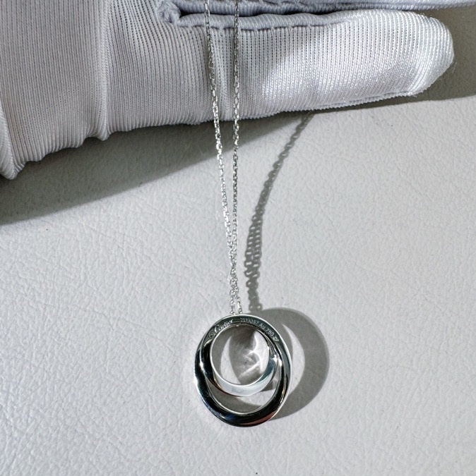 Cartier卡地亞 ETINCELLE DE CARTIER系列 白金帶鑽圓環項鍊，少有的款式-5