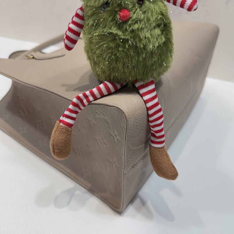 LV OnTheGo MM大象灰皮革托特包-7