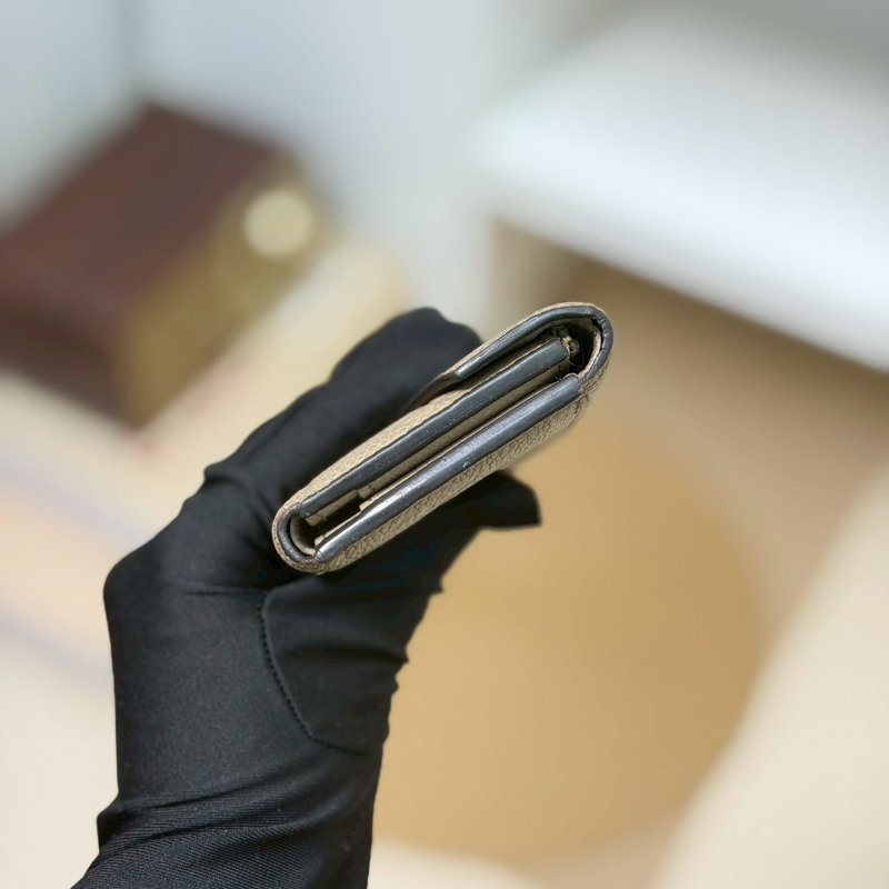 🏷️LV 路易威登．Zoé Mini 三折短夾 M69800/客人寄賣-2