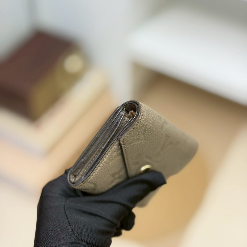 🏷️LV 路易威登．Zoé Mini 三折短夾 M69800/客人寄賣-8