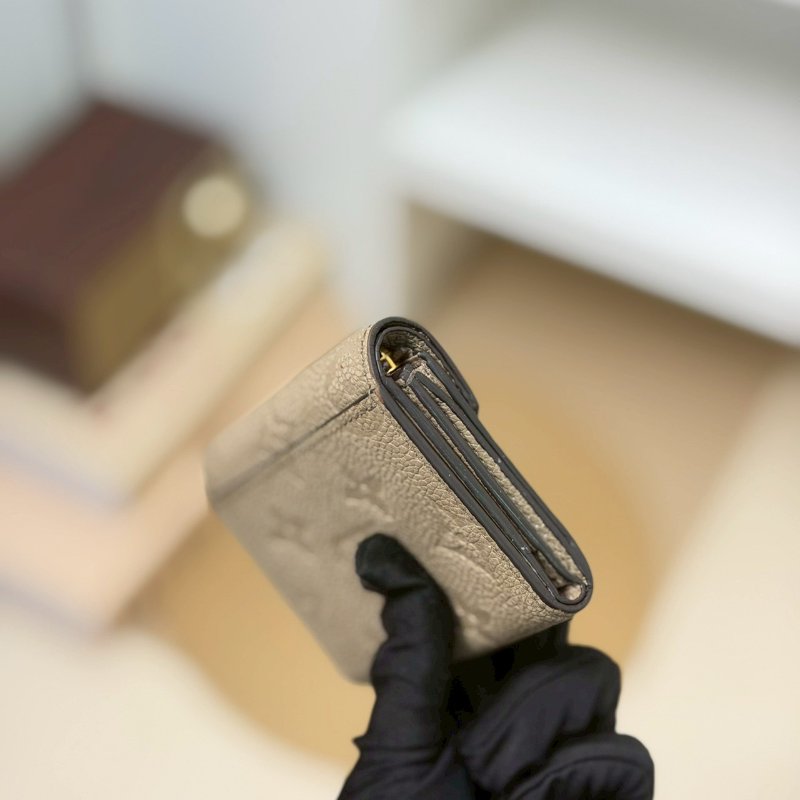 🏷️LV 路易威登．Zoé Mini 三折短夾 M69800/客人寄賣-11