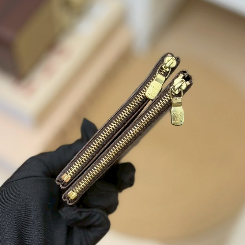 🏷️LV 路易威登．Mini 鑰匙零錢包 M62650-13