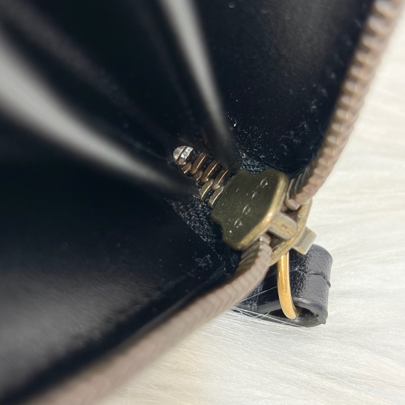 GUCCI 443123 金釦 GG Marmont 拉鍊長夾-31