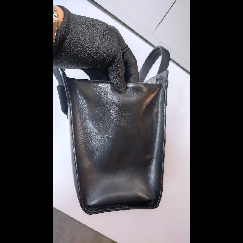 Ferragamo 經典金釦黑皮革手提包-8