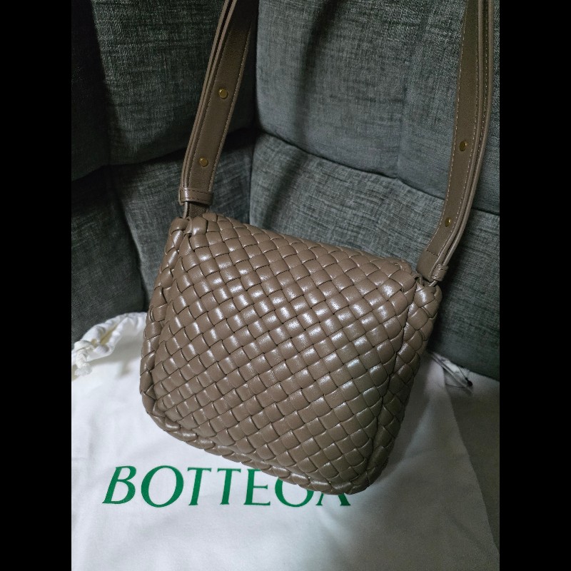 [全新]Bottega Veneta BV small cobble 灰棕色-1