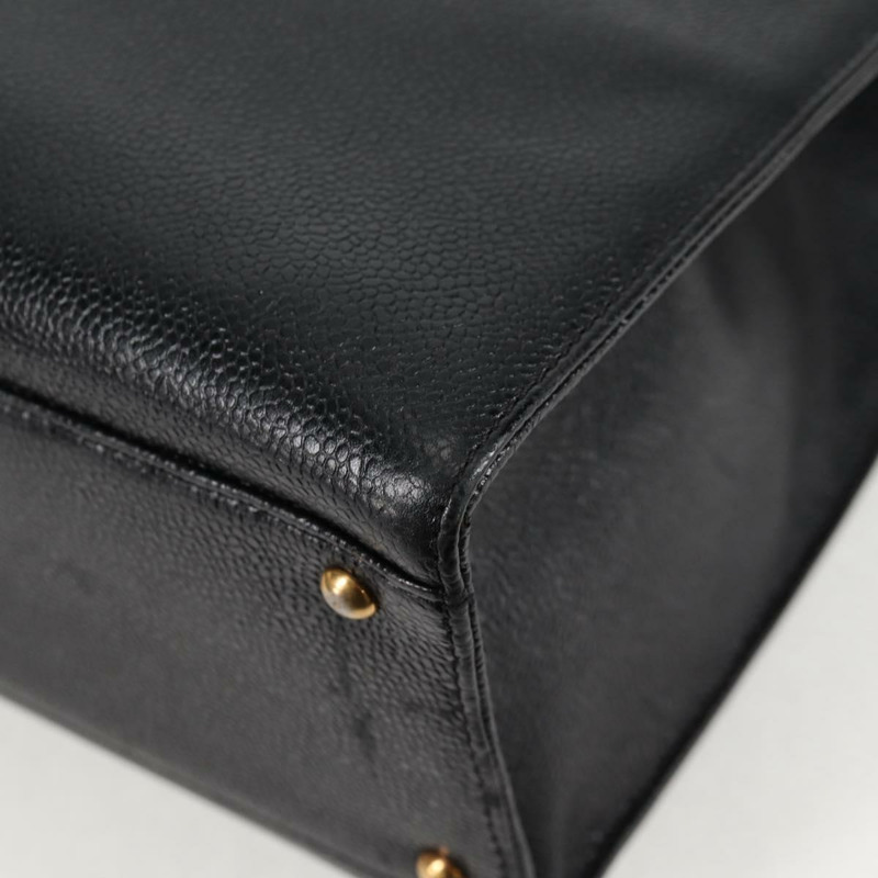 【日本直送】香奈兒魚子醬皮黑色金CC鏈條手提包 Auth 138564V-16