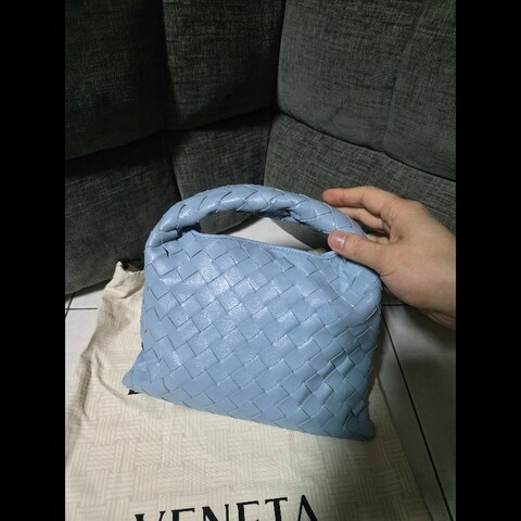 [全新]Bottega Veneta BV Mini hop 冰藍色