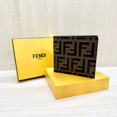 FENDI棕色牛皮拚黑色浮雕雙F對開短夾7M0169