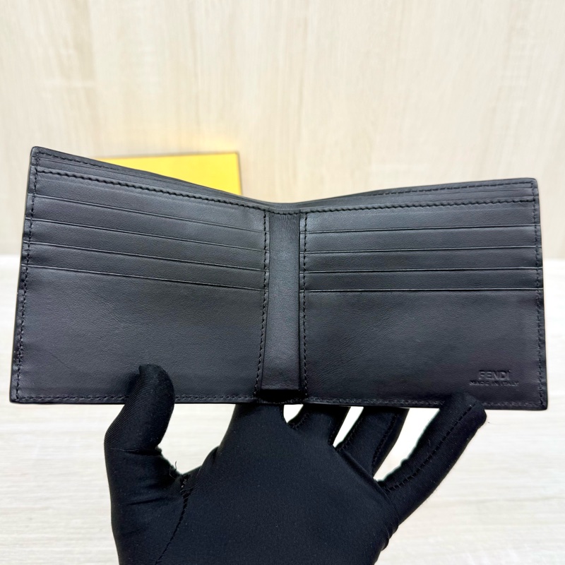 FENDI棕色牛皮拚黑色浮雕雙F對開短夾7M0169-10