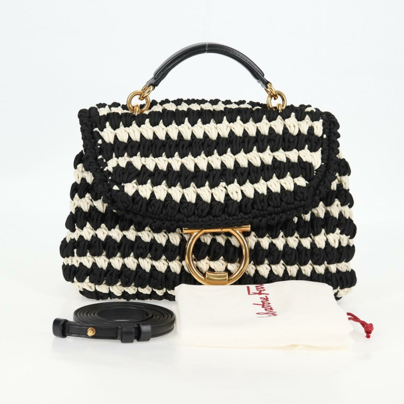 【日本直送】Salvatore Ferragamo Margot Gancini 手提包，聚酯纖維材質，兩用，白色/黑色，正品，貨號 yk19192SAV-11