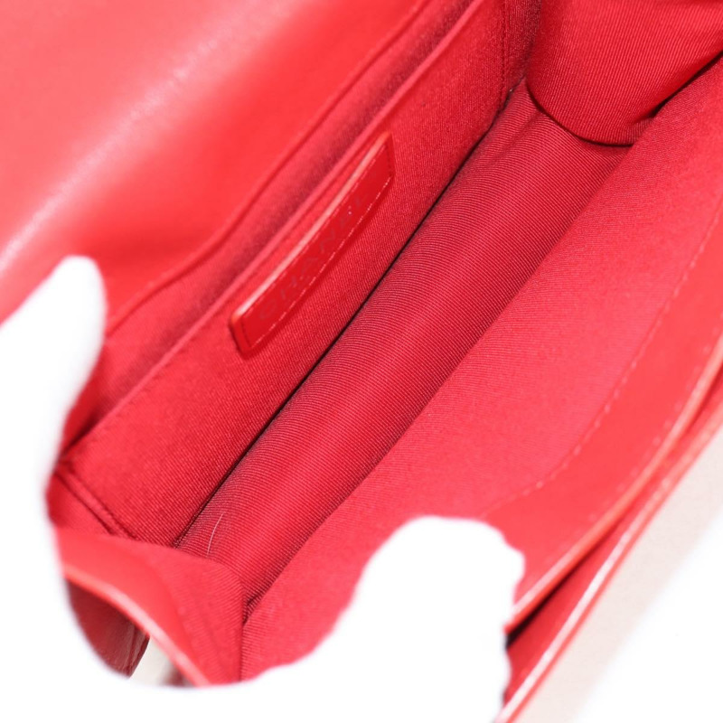 【日本直送】香奈兒 (CHANEL) 絎縫鏈條肩背包，紅色銀色雙C標誌皮革款，貨號 138980M-10