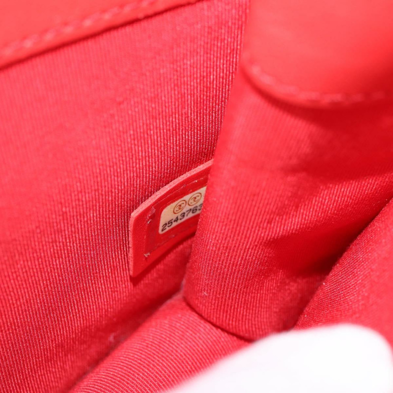 【日本直送】香奈兒 (CHANEL) 絎縫鏈條肩背包，紅色銀色雙C標誌皮革款，貨號 138980M-11