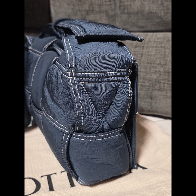 [全新]Bottega Veneta BV 尼龍 cassette 深藍色-3