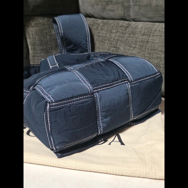 [全新]Bottega Veneta BV 尼龍 cassette 深藍色-4