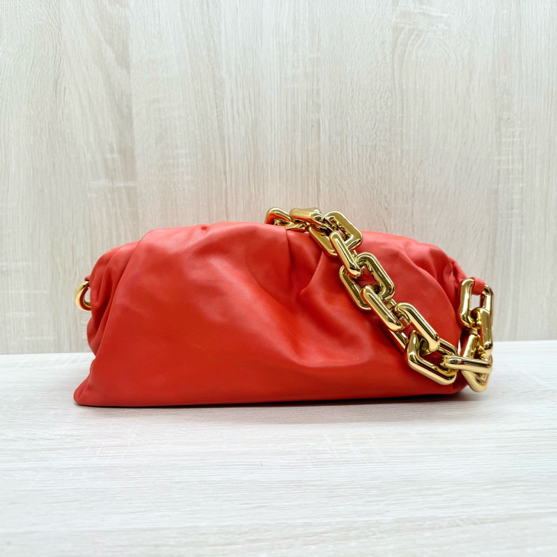 BV橘色粗金鏈雲朵包-2