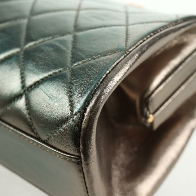 【日本直送】香奈兒 (CHANEL) Matelasse 鏈條肩背包，綠色皮革，CC 標誌，正品編號 136053SAV-17