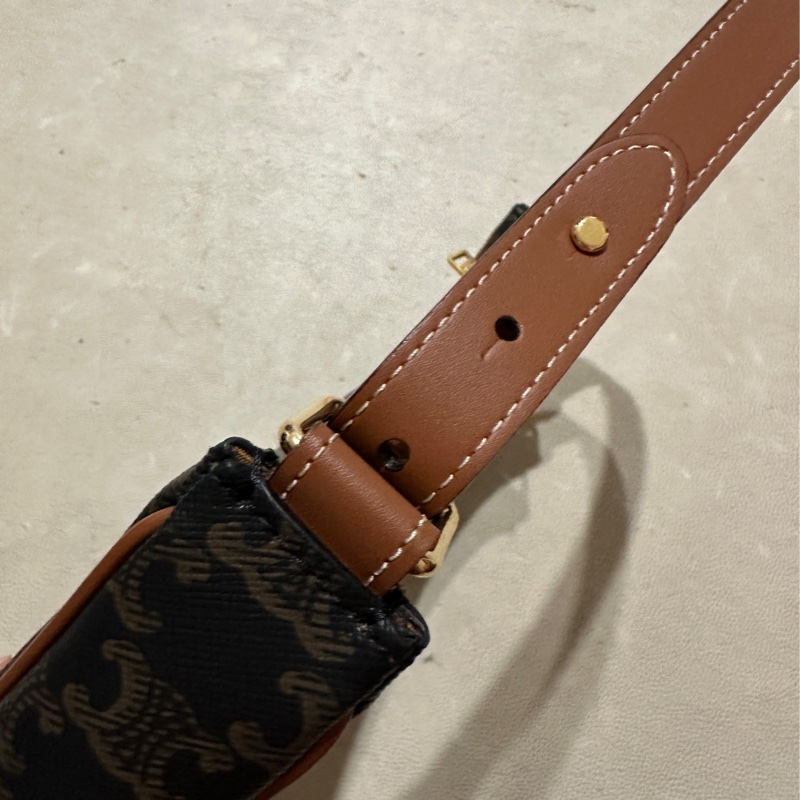 CELINE AVA 經典老花-5