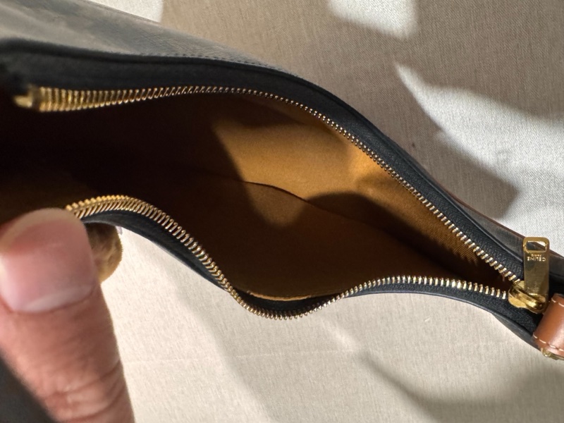 CELINE AVA 經典老花-11