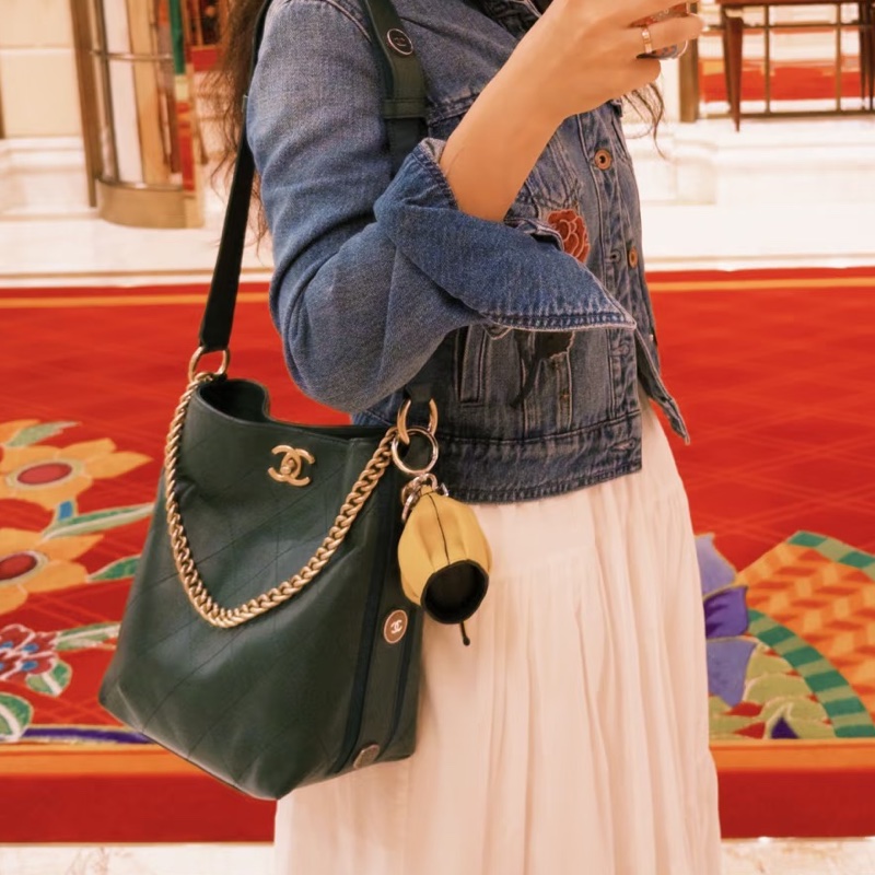 Chanel hobo 嬉皮徽章包💚松林綠🏝️大包Hobo bag 水桶回歸-4