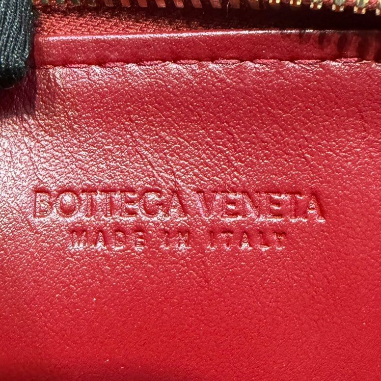 【美收精品】BV 紅色手拿包 5-123-17