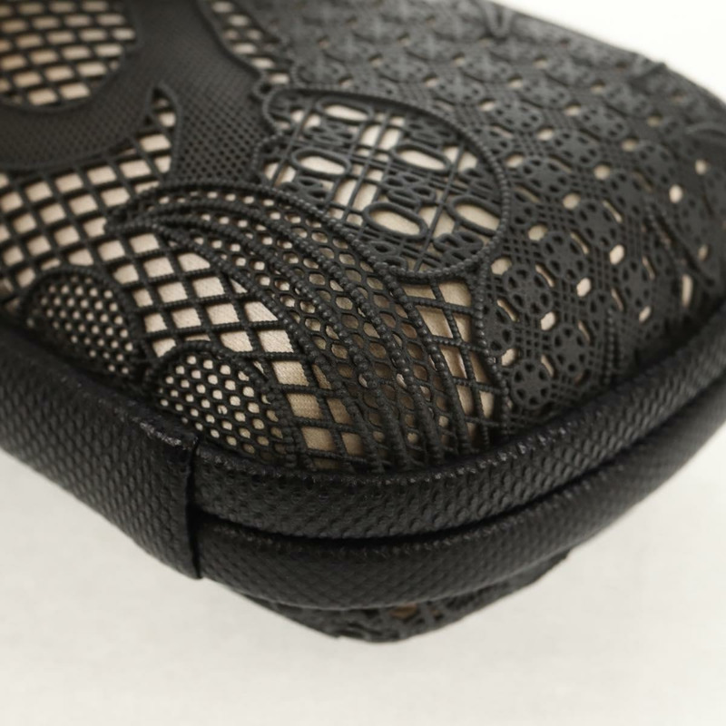 【日本直送】BOTTEGA VENETA 灰色金屬結飾手拿包，正品編號 147725SAV-13