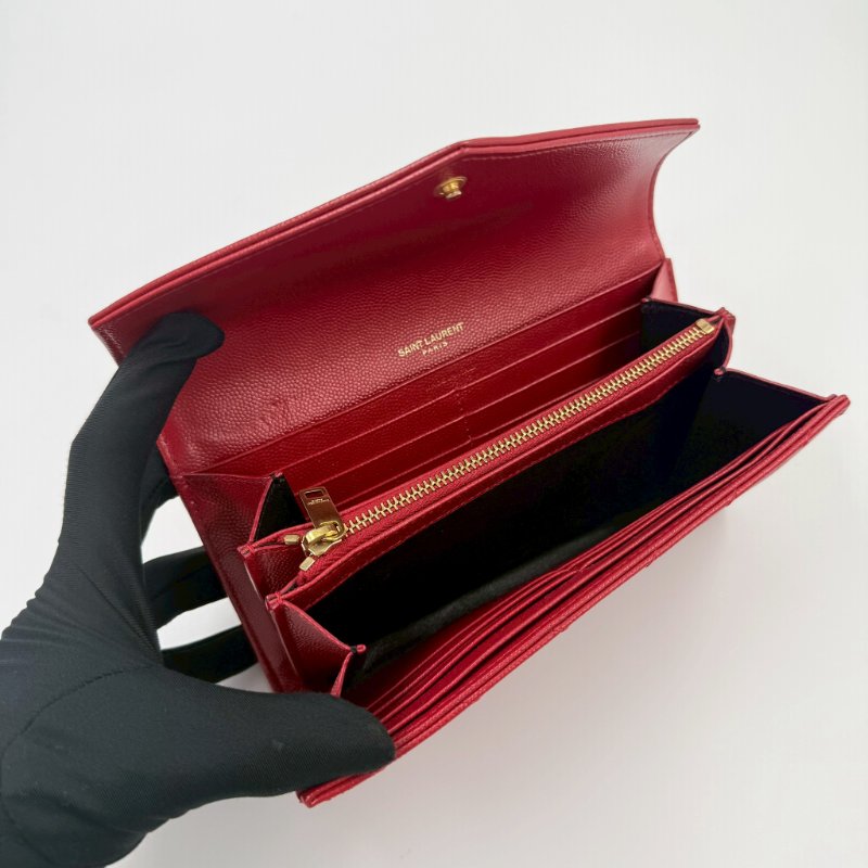 YSL紅色金釦粒紋牛皮山形紋下蓋長夾-7