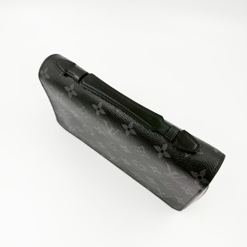 LV黑灰老花拉鍊多層手拿包M61698-2