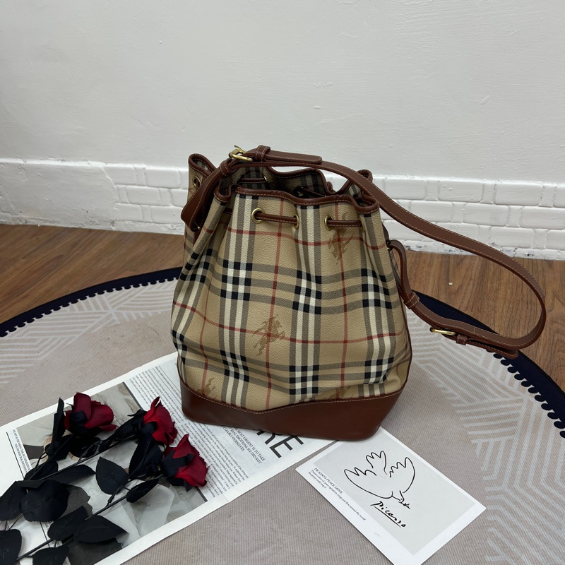 Burberry經典戰馬格紋水桶包 vintage  二手 中古-3
