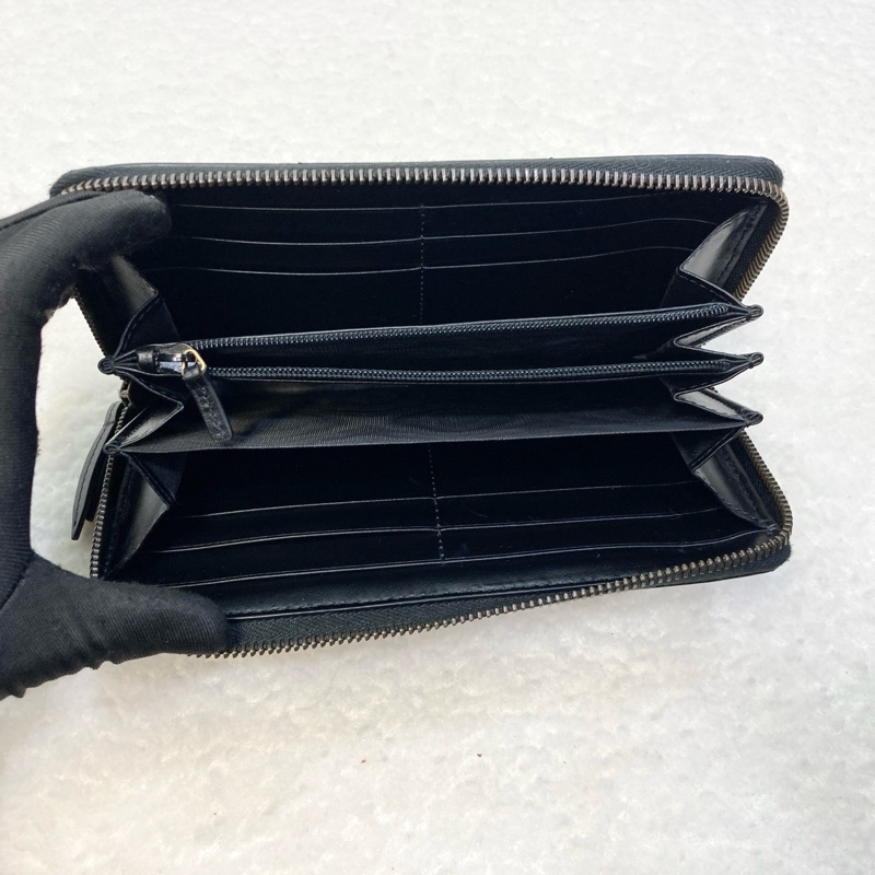 GUCCI馬夢GG Marmont 黑金V字紋拉鍊長夾443123 經典雙G Logo 小牛皮拉鍊長夾-6