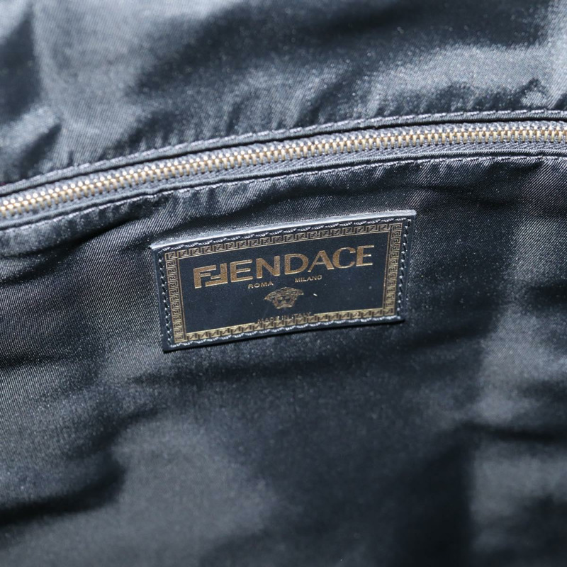 【日本直送】FENDI Zucca帆布 FENDACE Versace聯名款雙肩包 黑色 正品 BA2349SAM-24