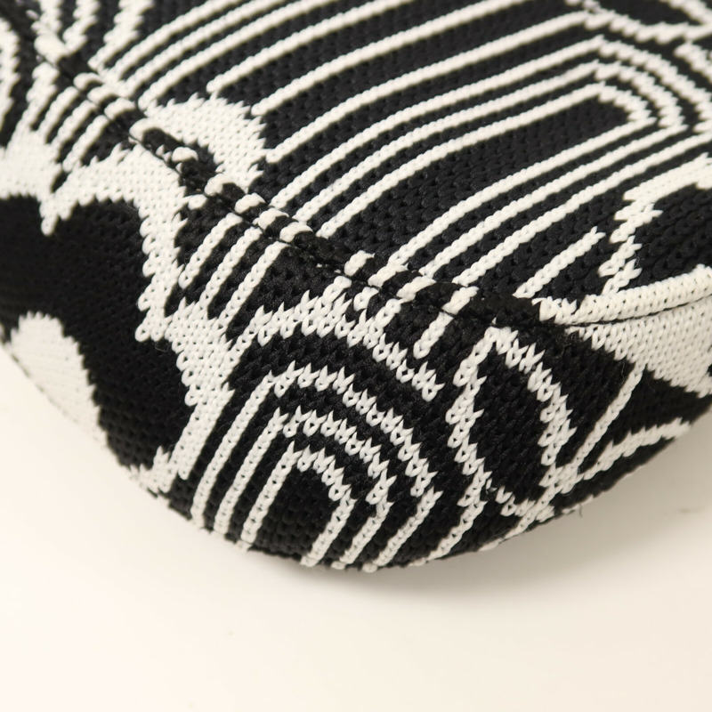 PRADA 針織布料Cleo Shoulder Bag銀扣肩背袋-12