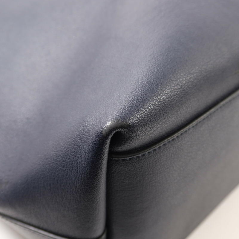 YVES SAINT LAURENT 牛皮皮革Tote Bag銀扣手挽袋-12