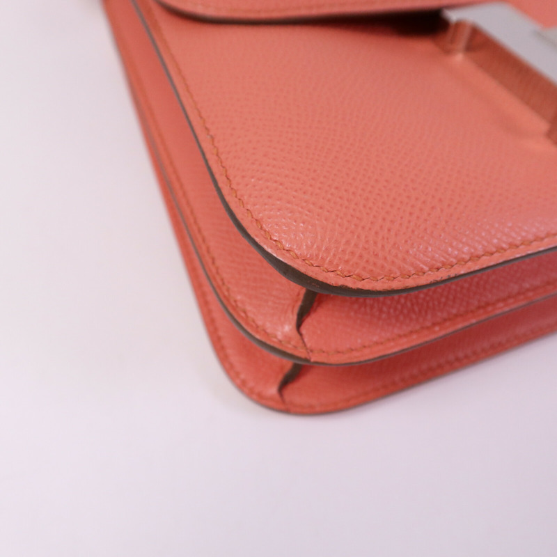 HERMES Epsom皮革Constance 24銀扣肩背袋Flamingo-10
