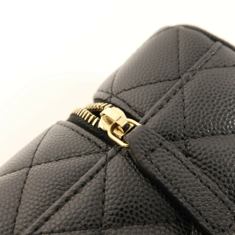 CHANEL 牛皮皮革Phone Case With Chain金扣鏈帶肩背袋-10