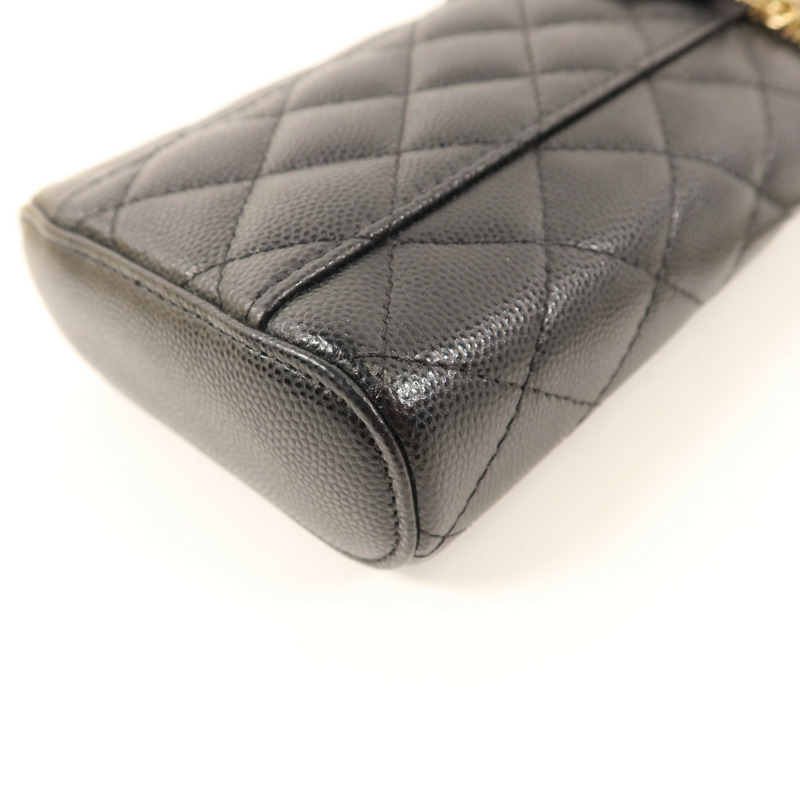 CHANEL 牛皮皮革Phone Case With Chain金扣鏈帶肩背袋-13